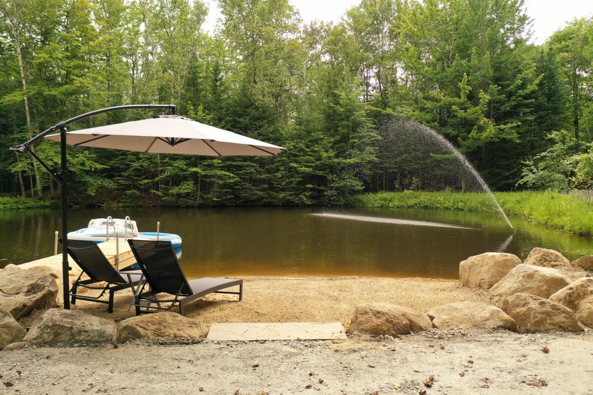 Kallm-Mont-Tremblant Chalet With Hot Tub, Pond & Beach On Private 7Acre Estate Lac-Superieur Екстериор снимка